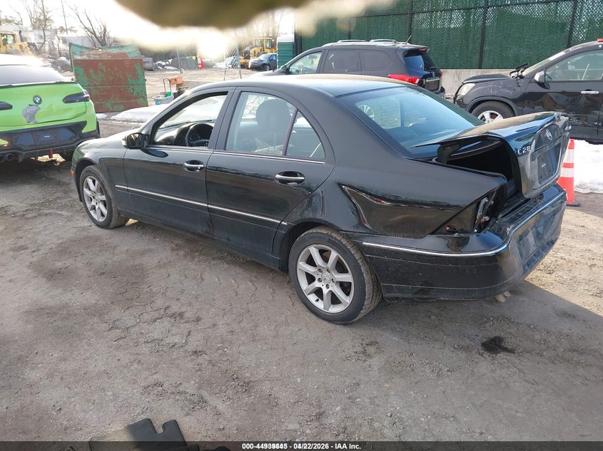 2007 Mercedes-benz C-klasse VIN WDBRF92H37F915153 IAAI salvage auction — FRONT & REAR, Mv-907A (New York), sold $525 on 2026-08-04 (photo 3)