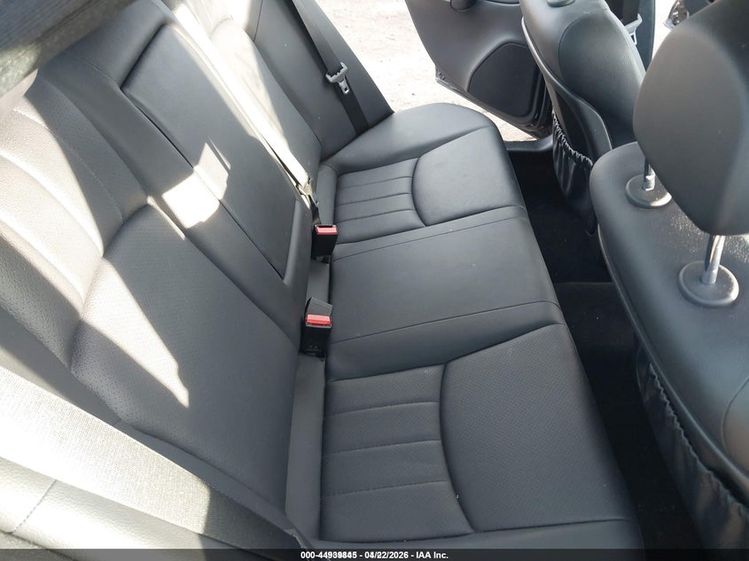 2007 Mercedes-benz C-klasse VIN WDBRF92H37F915153 IAAI salvage auction — FRONT & REAR, Mv-907A (New York), sold $525 on 2026-08-04 (photo 8)