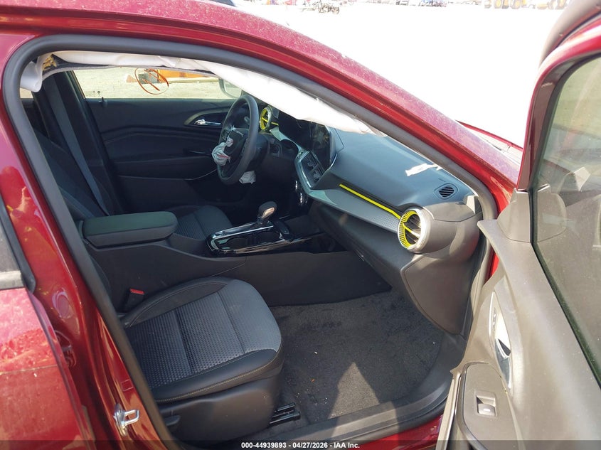 2025 Chevrolet Trax VIN KL77LHEP4SC145650 IAAI salvage auction — FRONT END, Wait Title, sold $6,200 on 2026-07-09 (photo 5)