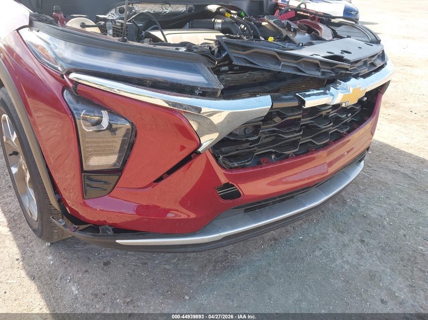 2025 Chevrolet Trax VIN KL77LHEP4SC145650 IAAI salvage auction — FRONT END, Wait Title, sold $6,200 on 2026-07-09 (photo 6)
