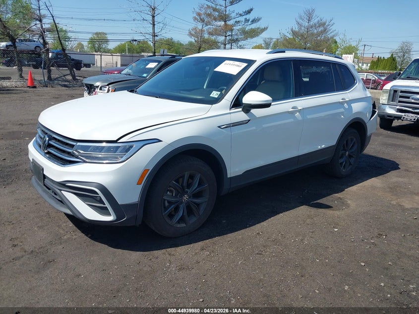 2024 Volkswagen Tiguan VIN 3VV2B7AX3RM068859 IAAI salvage auction — REAR END, Salvage (New Jersey), sold $25 on 2026-07-31 (photo 2)