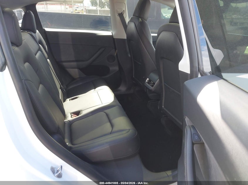 2022 Tesla Model y VIN 7SAYGDEF4NF523875 IAAI salvage auction — LEFT FRONT, Salvage (Arizona), sold $11,500 on 2026-07-30 (photo 8)