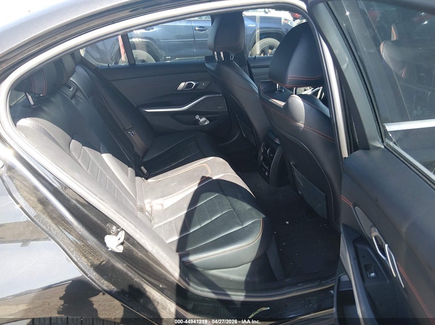 2020 BMW 3er VIN WBA5R7C04LFH51796 IAAI salvage auction — REAR END, Salvage Title, sold $8,200 on 2026-07-25 (photo 8)