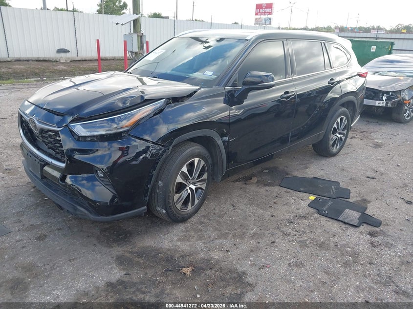 2021 Toyota Highlander VIN 5TDGZRAH6MS051809 IAAI salvage auction — FRONT END, Original (Texas), sold $15,700 on 2026-07-08 (photo 2)