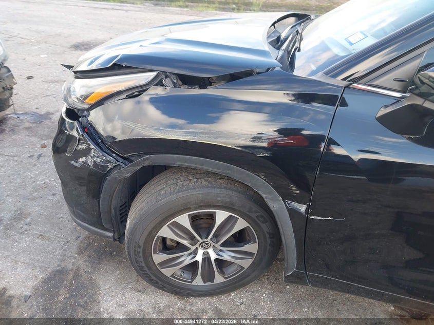 2021 Toyota Highlander VIN 5TDGZRAH6MS051809 IAAI salvage auction — FRONT END, Original (Texas), sold $15,700 on 2026-07-08 (photo 6)