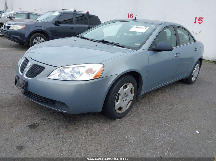2008 Pontiac G6 VIN 1G2ZF57B684201274 IAAI salvage auction — RIGHT SIDE, Salvage (Oregon), sold $325 on 2026-07-09 (photo 2)