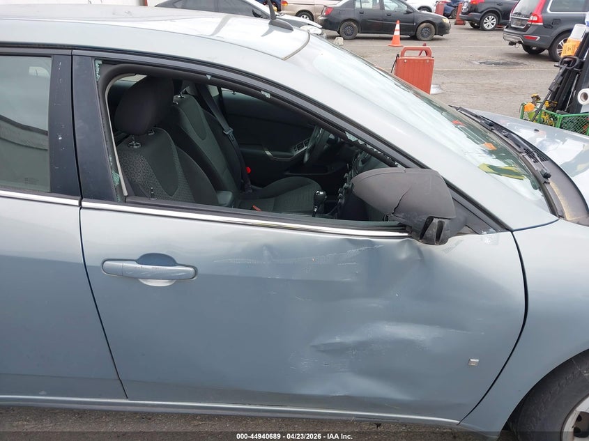2008 Pontiac G6 VIN 1G2ZF57B684201274 IAAI salvage auction — RIGHT SIDE, Salvage (Oregon), sold $325 on 2026-07-09 (photo 6)