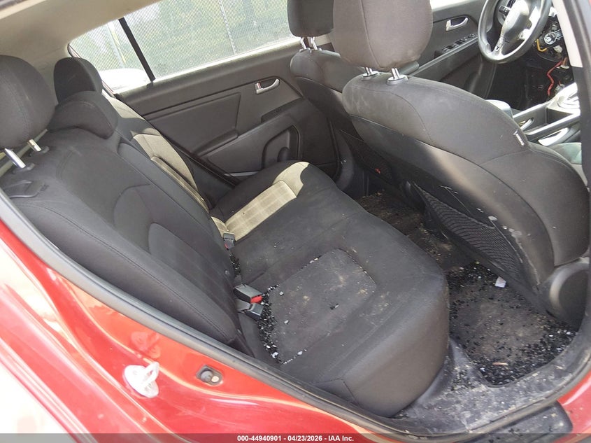 2011 Kia Sportage VIN KNDPB3A29B7092536 IAAI salvage auction — THEFT, Salvage (Pennsylvania), sold $1,450 on 2026-07-31 (photo 8)
