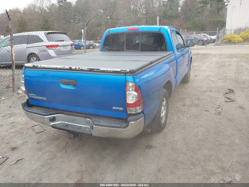 2010 Toyota Tacoma VIN 5TETX4CNXAZ692289 IAAI salvage auction — NORMAL WEAR, Salvage (Texas), sold $3,450 on 2026-07-14 (photo 4)