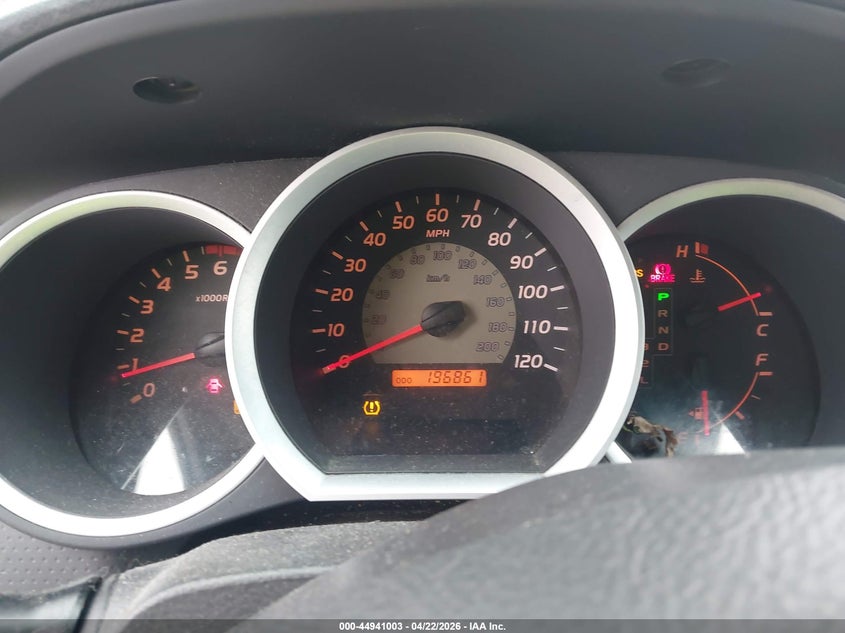 2010 Toyota Tacoma VIN 5TETX4CNXAZ692289 IAAI salvage auction — NORMAL WEAR, Salvage (Texas), sold $3,450 on 2026-07-14 (photo 7)