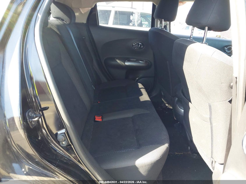 2013 Nissan Juke VIN JN8AF5MR7DT214386 IAAI salvage auction — NORMAL WEAR, Salvage Title, sold $475 on 2026-07-28 (photo 8)