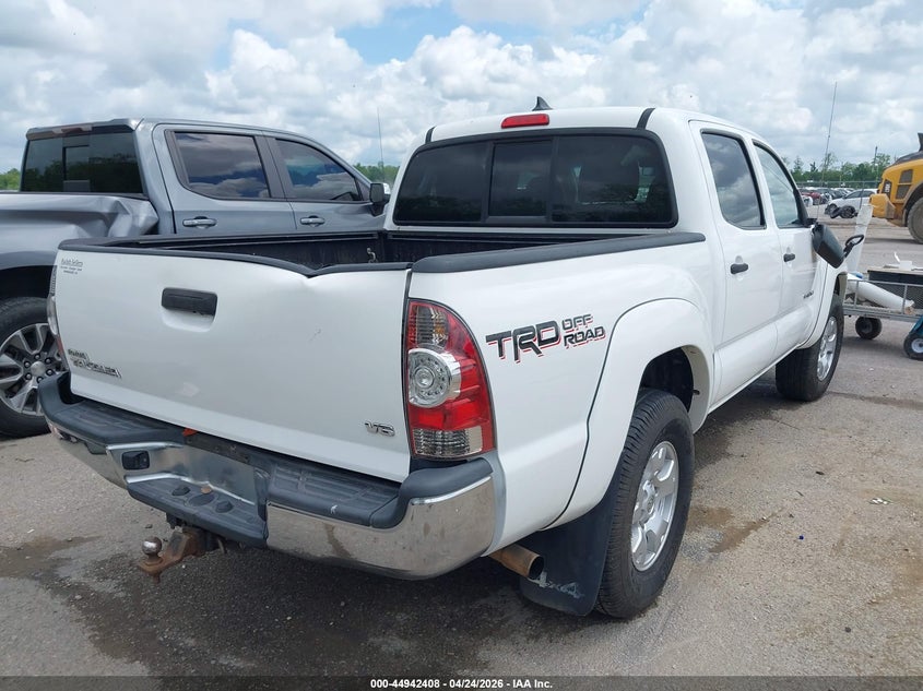 2015 Toyota Tacoma VIN 5TFLU4EN6FX138316 IAAI salvage auction — LEFT FRONT, Salvage Title, sold $6,800 on 2026-07-28 (photo 4)