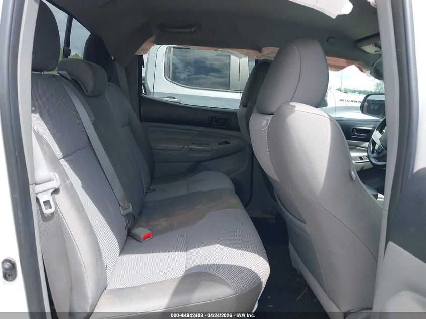 2015 Toyota Tacoma VIN 5TFLU4EN6FX138316 IAAI salvage auction — LEFT FRONT, Salvage Title, sold $6,800 on 2026-07-28 (photo 8)