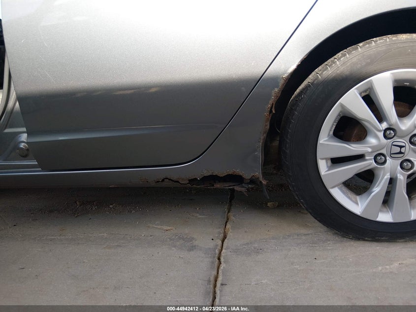 2012 Honda Insight VIN JHMZE2H72CS001700 IAAI salvage auction — NORMAL WEAR, Salvage Title, sold $350 on 2026-07-21 (photo 6)