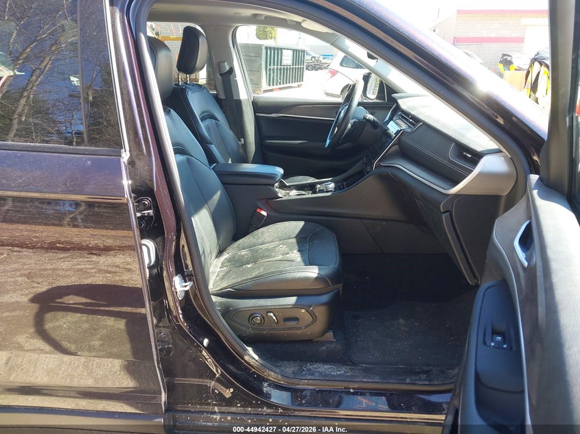 2022 Jeep Grand cherokee VIN 1C4RJKBG6N8578994 IAAI salvage auction — UNKNOWN, Salvage (Maine), sold $12,750 on 2026-07-30 (photo 5)