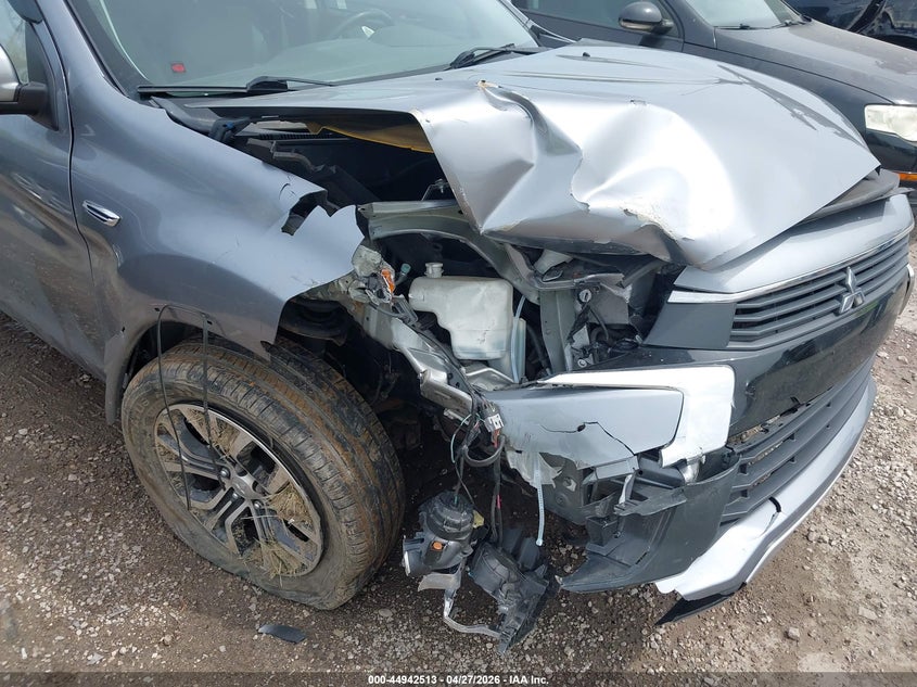 2017 Mitsubishi Outlander VIN JA4AR4AW1HZ029304 IAAI salvage auction — FRONT END, Salvage (Ohio), sold $25 on 2026-07-28 (photo 6)