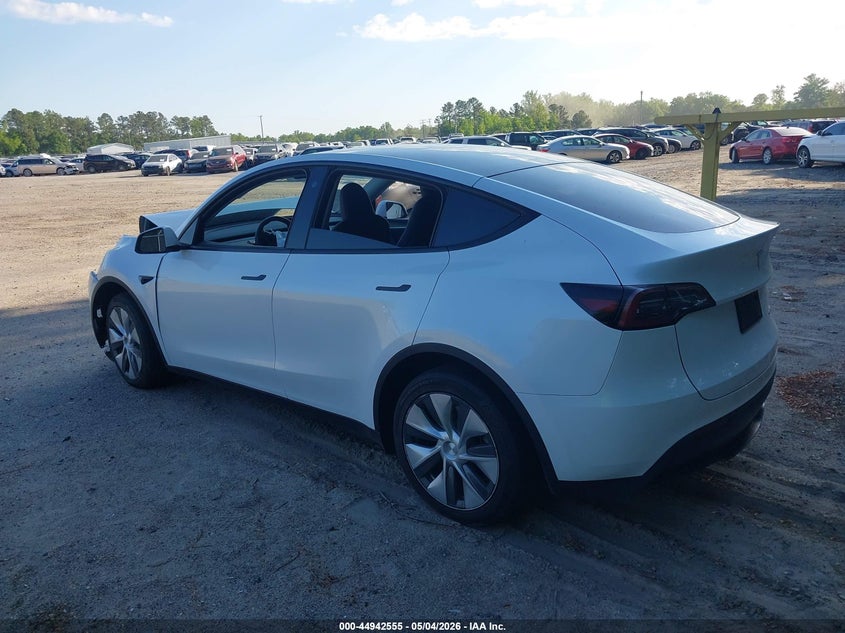 2023 Tesla Model y VIN 7SAYGDEE8PA056094 IAAI salvage auction — FRONT END, Salvage Title, sold $11,300 on 2026-07-12 (photo 3)