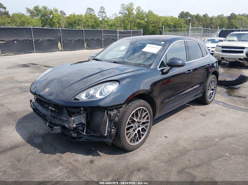 2017 Porsche Macan VIN WP1AB2A50HLB21009 IAAI salvage auction — FRONT END, Salvage (South Carolina), sold $7,325 on 2026-08-19 (photo 2)