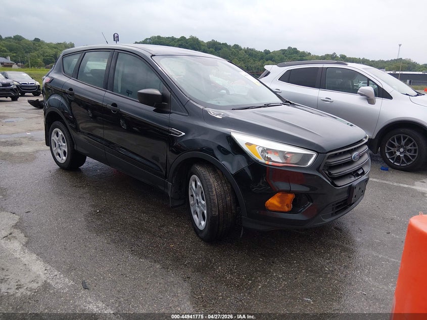 2017 Ford Escape VIN 1FMCU0F76HUC01102 IAAI salvage auction — LEFT SIDE, Salvage Title, sold $400 on 2026-07-19 (photo 1)