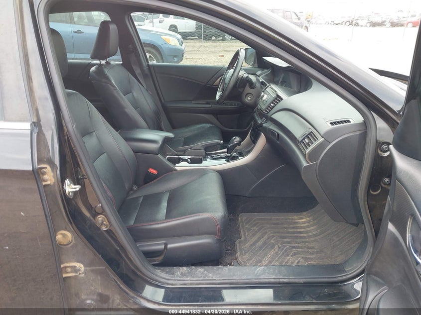 2017 Honda Accord VIN 1HGCR2F17HA227532 IAAI salvage auction — FRONT END, Salvage Title, sold $2,150 on 2026-07-12 (photo 5)