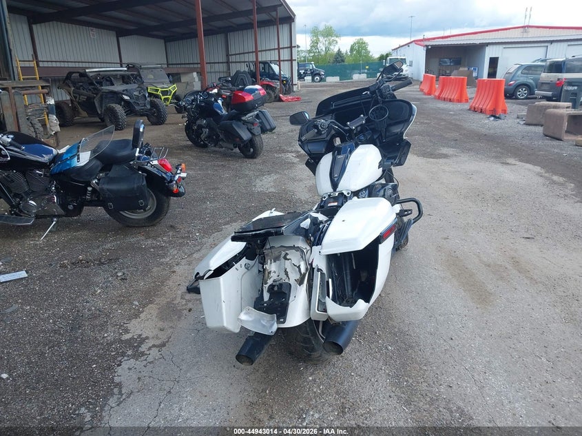 2024 Harley-davidson Road glide VIN 1HD1KH718RB626889 IAAI salvage auction — FRONT END, Salvage (Ohio), sold $8,800 on 2026-09-01 (photo 6)