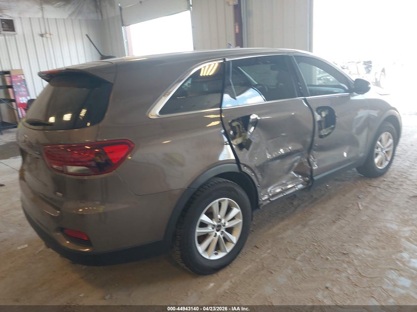 2020 Kia Sorento VIN 5XYPGDA34LG638633 IAAI salvage auction — RIGHT SIDE, Salvage Title, sold $3,975 on 2026-07-28 (photo 4)
