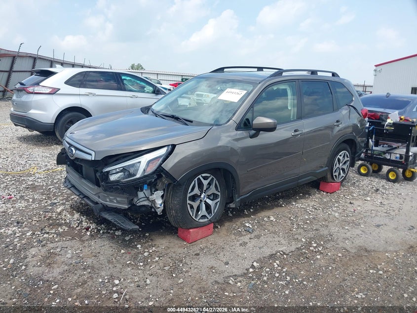 2021 Subaru Forester VIN JF2SKAJC0MH472046 IAAI salvage auction — FRONT END, Salvage (Arkansas), sold $2,850 on 2026-07-15 (photo 2)