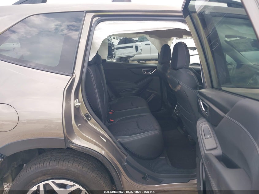 2021 Subaru Forester VIN JF2SKAJC0MH472046 IAAI salvage auction — FRONT END, Salvage (Arkansas), sold $2,850 on 2026-07-15 (photo 8)