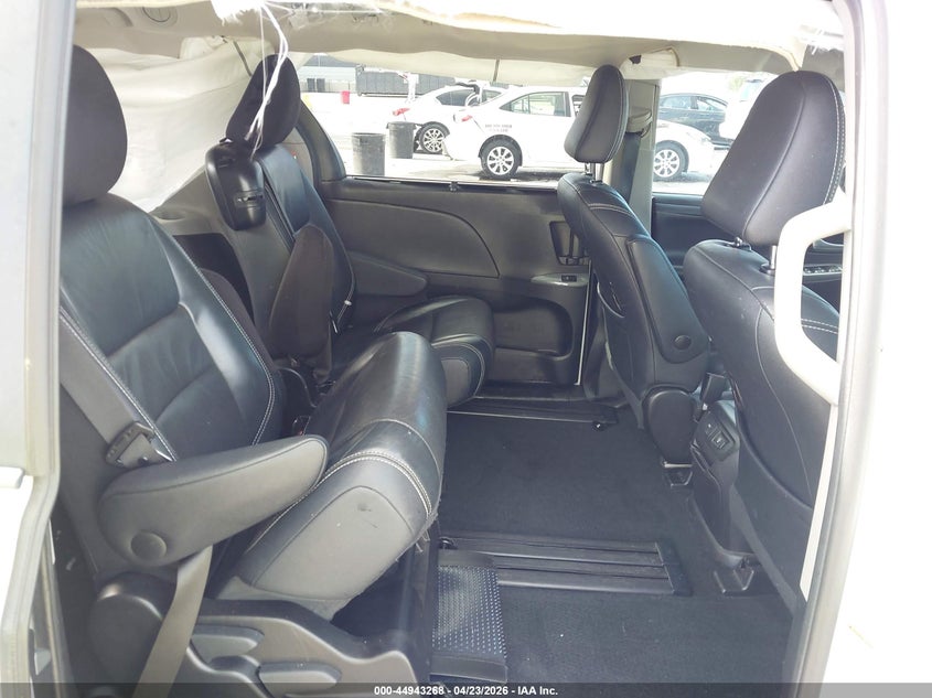2016 Toyota Sienna VIN 5TDXK3DC6GS725219 IAAI salvage auction — FRONT & REAR, Salvage (California), sold $1,800 on 2026-07-08 (photo 8)