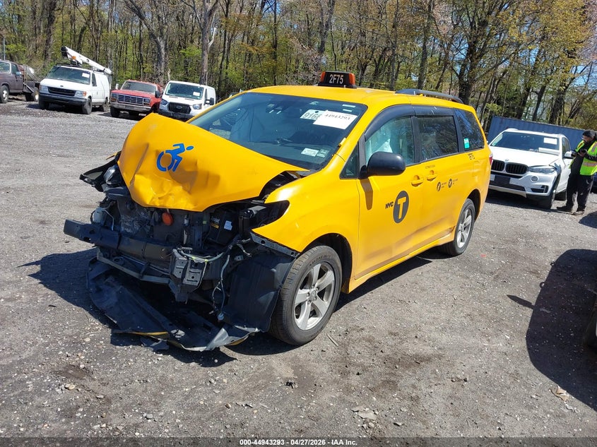 2020 Toyota Sienna VIN 5TDKZ3DC0LS086092 IAAI salvage auction — FRONT END, Mv-907A (New York), sold $1,800 on 2026-07-14 (photo 2)