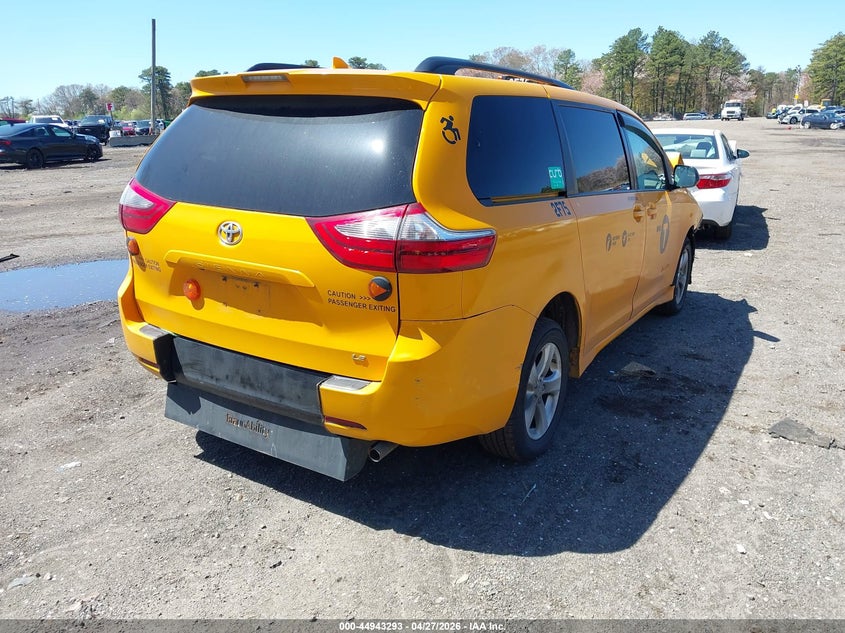 2020 Toyota Sienna VIN 5TDKZ3DC0LS086092 IAAI salvage auction — FRONT END, Mv-907A (New York), sold $1,800 on 2026-07-14 (photo 4)