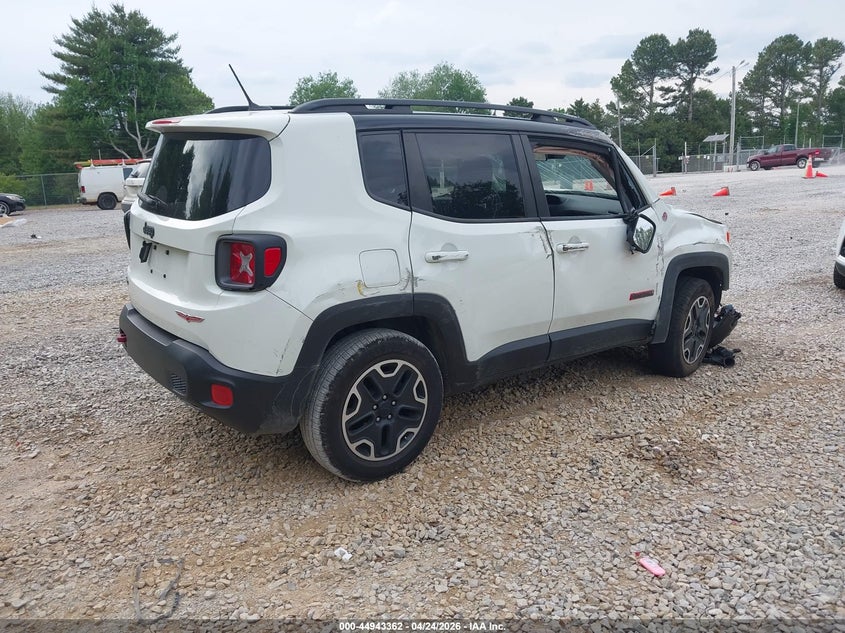 2017 Jeep Renegade VIN ZACCJBCBXHPE41708 IAAI salvage auction — ROLLOVER, Salvage Title, sold $500 on 2026-07-06 (photo 4)