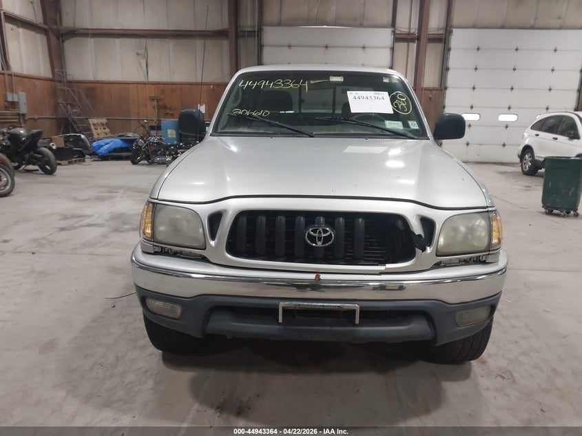 2004 Toyota Tacoma VIN 5TEWN72N34Z403294 IAAI salvage auction — NORMAL WEAR, Clear (New York), sold $4,250 on 2026-07-08 (photo 6)