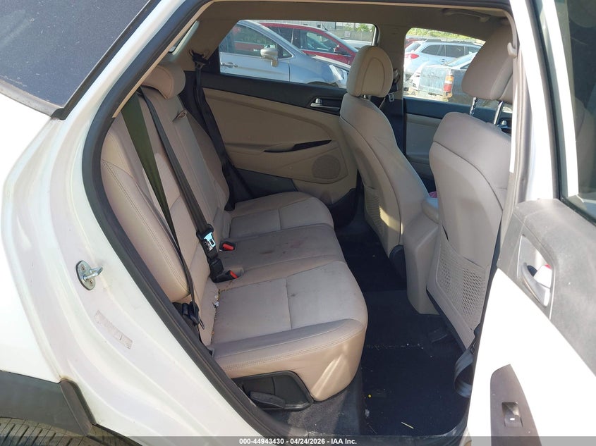 2017 Hyundai Tucson VIN KM8J23A42HU400630 IAAI salvage auction — FRONT END, Salvage Title, sold $2,650 on 2026-07-23 (photo 8)