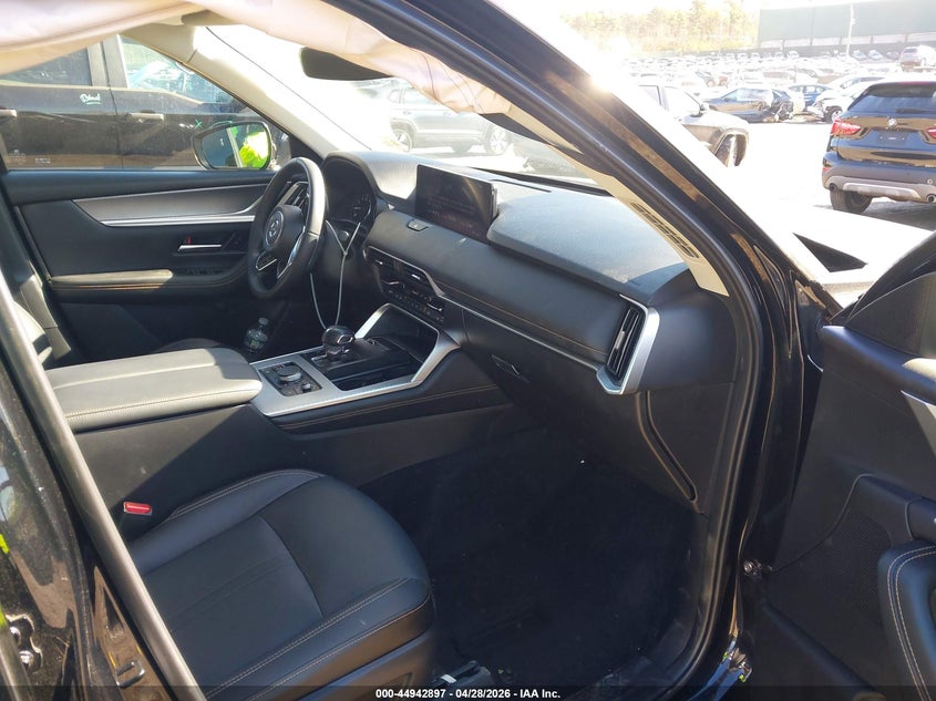 2025 Mazda Cx-90 VIN JM3KKBHD9S1212258 IAAI salvage auction — RIGHT SIDE, Salvage (New Jersey), sold $12,475 on 2026-08-25 (photo 5)