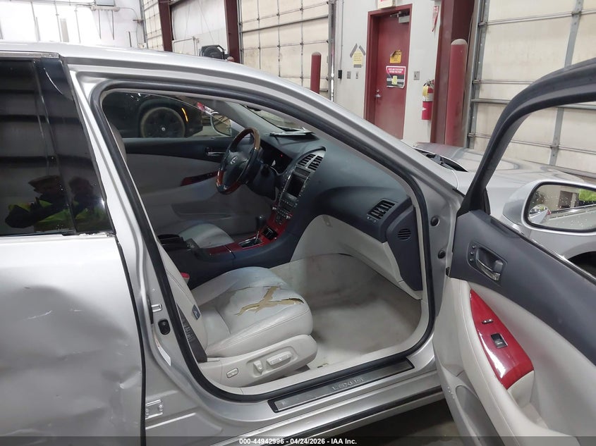2008 Lexus ES VIN JTHBJ46G882235133 IAAI salvage auction — RIGHT REAR, Salvage (Idaho), sold $675 on 2026-07-24 (photo 5)