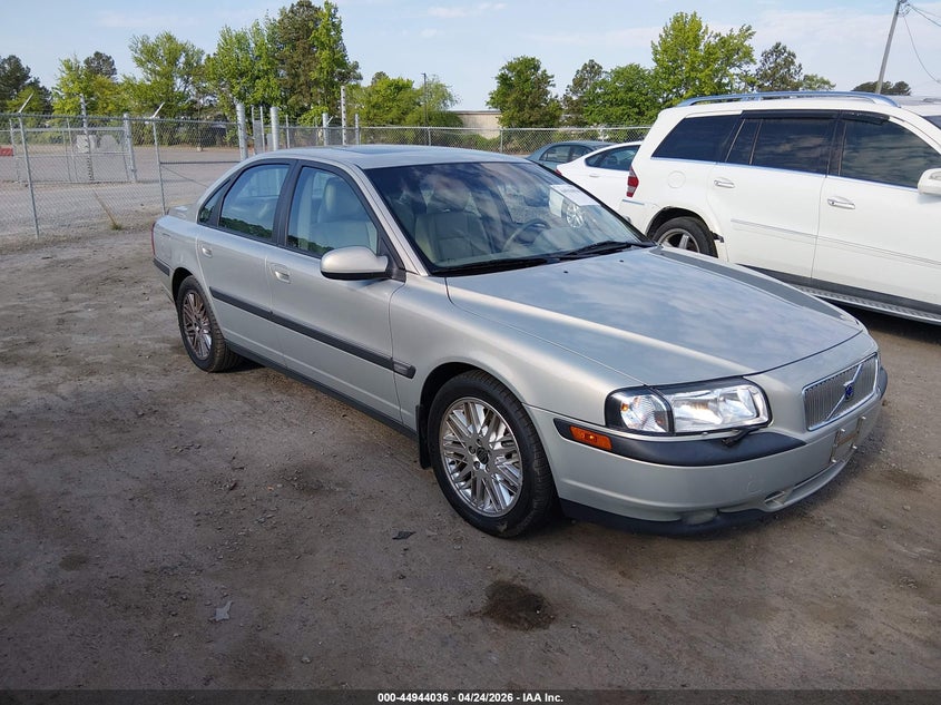 2000 Volvo S80 VIN YV1TS90DXY1115591 IAAI salvage auction — LEFT FRONT, Clear (Virginia), sold $1,100 on 2026-07-10 (photo 1)