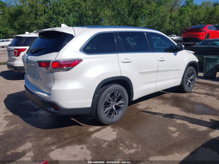 2016 Toyota Highlander VIN 5TDJKRFH1GS276565 IAAI salvage auction — FRONT END, Salvage (Colorado), sold $9,550 on 2026-07-08 (photo 4)
