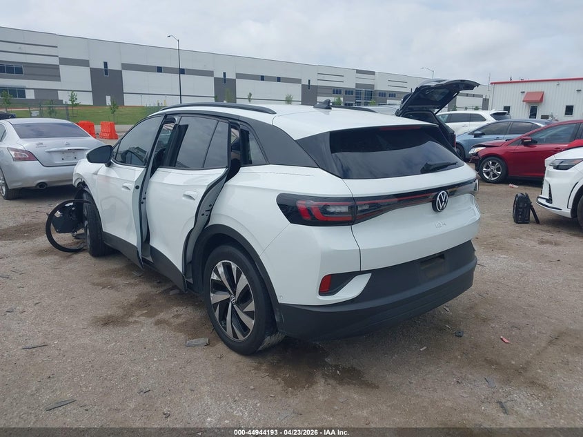 2024 Volkswagen Id.4 VIN 1V2BMPE8XRC001297 IAAI salvage auction — FRONT END, Salvage Title, sold $6,400 on 2026-07-10 (photo 3)
