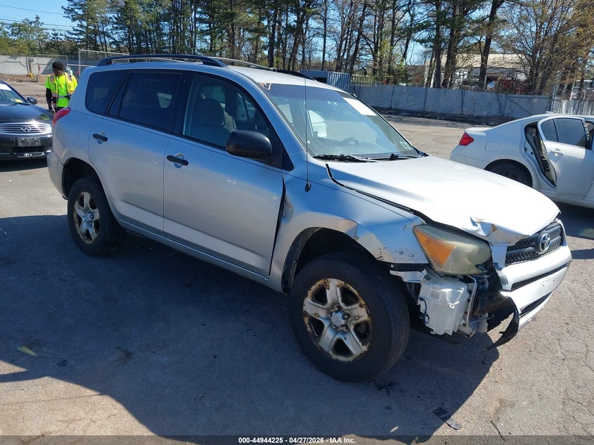 2008 Toyota Rav 4 VIN JTMBD33V185209428 IAAI salvage auction — FRONT END, Mv-907A (New York), sold $425 on 2026-07-14 (photo 1)