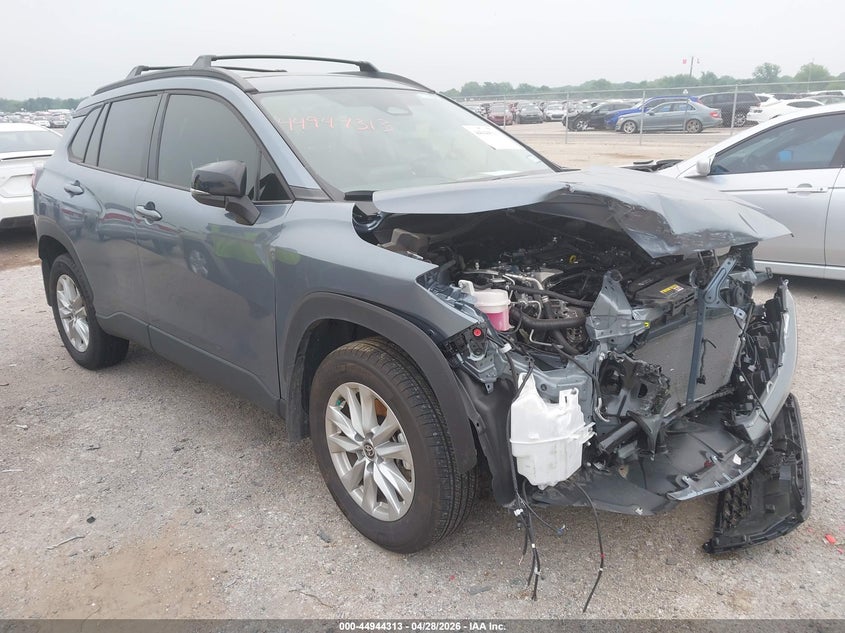 2025 Toyota Corolla cross VIN 7MUBAAAG6SV141569 IAAI salvage auction — FRONT END, Salvage Title, sold $6,500 on 2026-07-07 (photo 1)