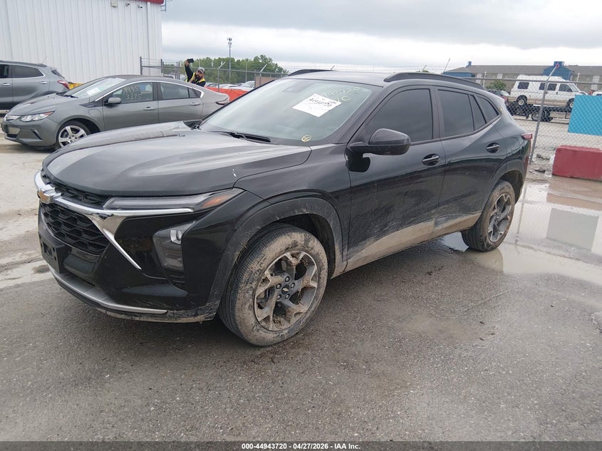 2024 Chevrolet Trax VIN KL77LHE22RC175292 IAAI salvage auction — UNDERCARRIAGE, Salvage (Illinois), sold $7,600 on 2026-07-10 (photo 2)