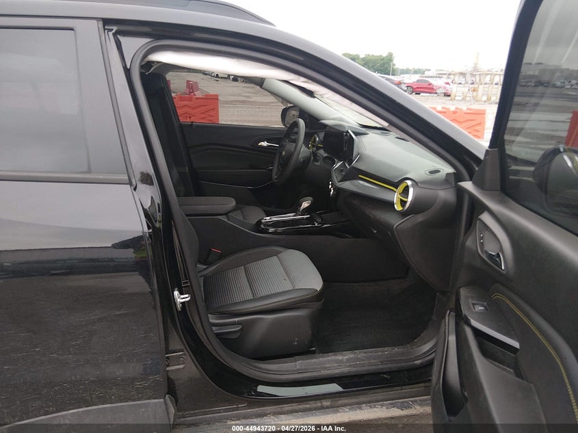 2024 Chevrolet Trax VIN KL77LHE22RC175292 IAAI salvage auction — UNDERCARRIAGE, Salvage (Illinois), sold $7,600 on 2026-07-10 (photo 5)
