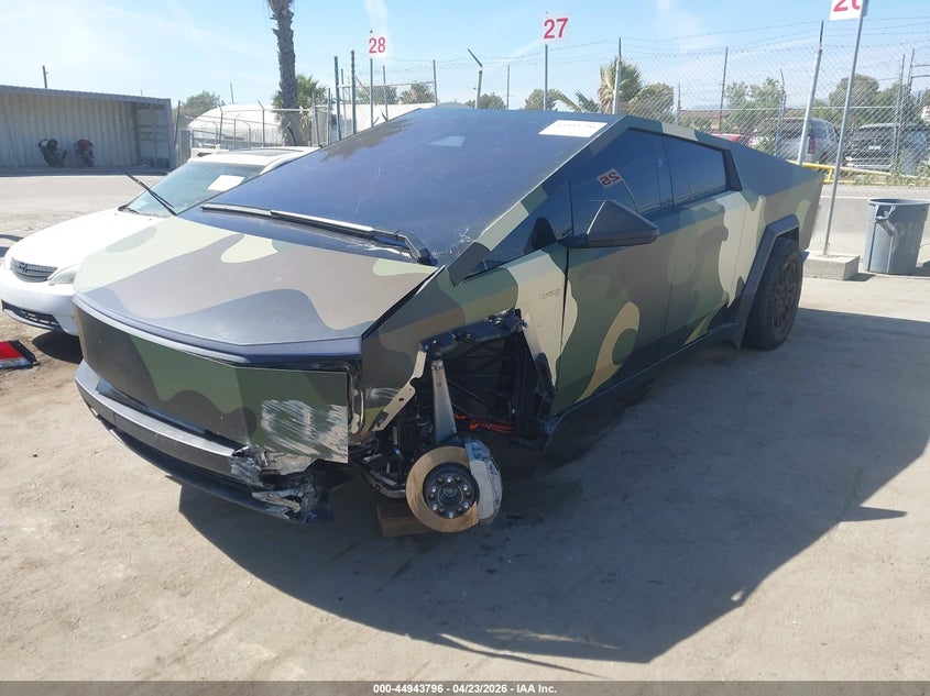 2024 Tesla Cybertruck VIN 7G2CEHED1RA051234 IAAI salvage auction — LEFT FRONT, Salvage (California), sold $32,150 on 2026-07-08 (photo 2)
