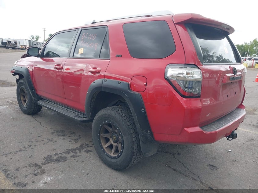 2018 Toyota 4runner VIN JTEBU5JR7J5551257 IAAI salvage auction — FRONT END, Salvage (Utah), sold $6,800 on 2026-07-30 (photo 3)