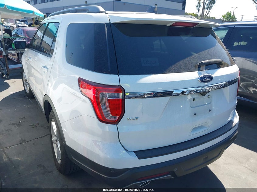 2018 Ford Explorer VIN 1FM5K7D80JGC06187 IAAI salvage auction — RIGHT FRONT, Salvage Title, sold $4,050 on 2026-08-12 (photo 3)