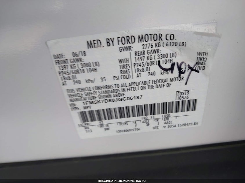 2018 Ford Explorer VIN 1FM5K7D80JGC06187 IAAI salvage auction — RIGHT FRONT, Salvage Title, sold $4,050 on 2026-08-12 (photo 9)