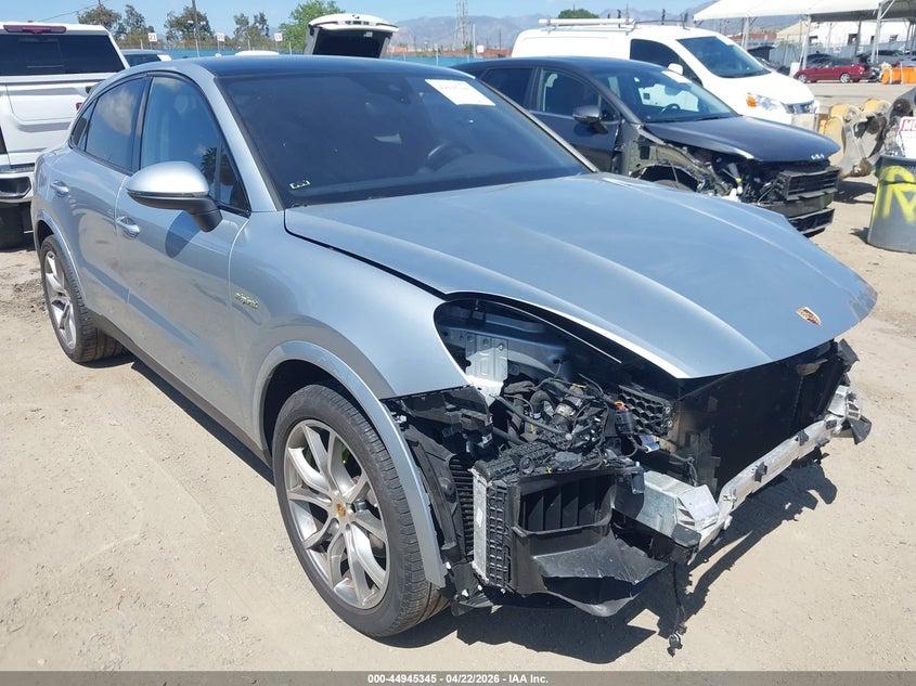 2022 Porsche Cayenne VIN WP1BE2AY8NDA51058 IAAI salvage auction — Front End, Salvage (California), sold $31,750 on 2026-05-20 (photo 1)