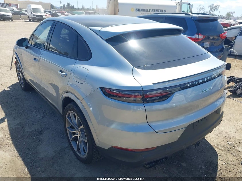 2022 Porsche Cayenne VIN WP1BE2AY8NDA51058 IAAI salvage auction — Front End, Salvage (California), sold $31,750 on 2026-05-20 (photo 3)