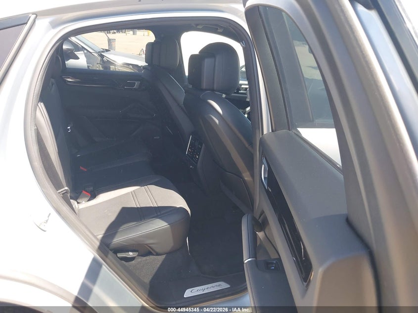 2022 Porsche Cayenne VIN WP1BE2AY8NDA51058 IAAI salvage auction — Front End, Salvage (California), sold $31,750 on 2026-05-20 (photo 8)